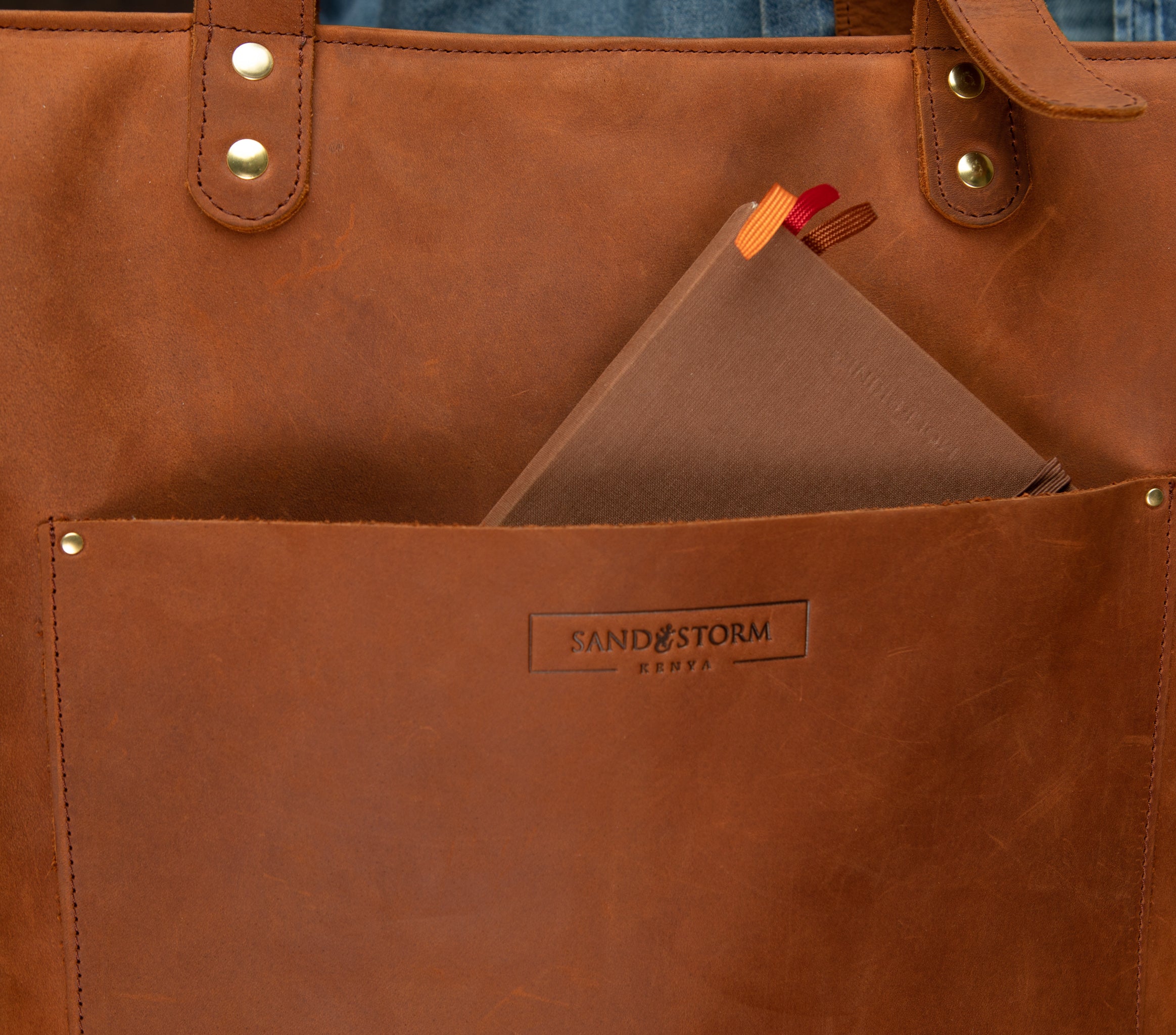 Pull-up Leather Pauline Tote - Sandstorm Kenya (KE)