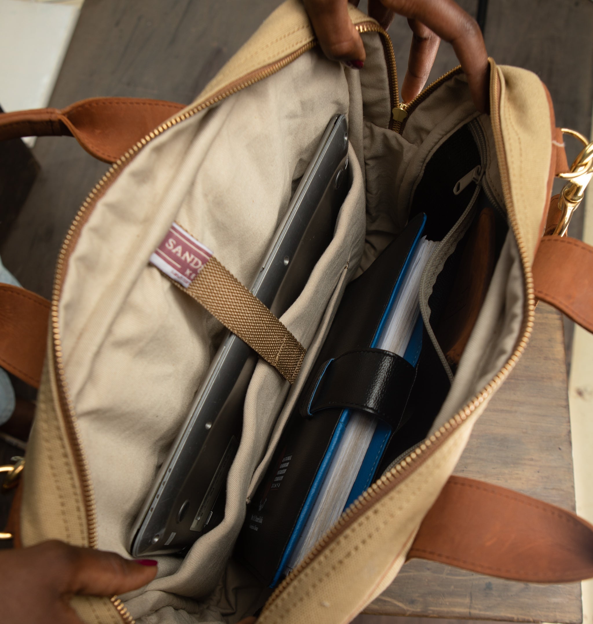 Canvas Sylvester Work Bag - Sandstorm Kenya (KE)