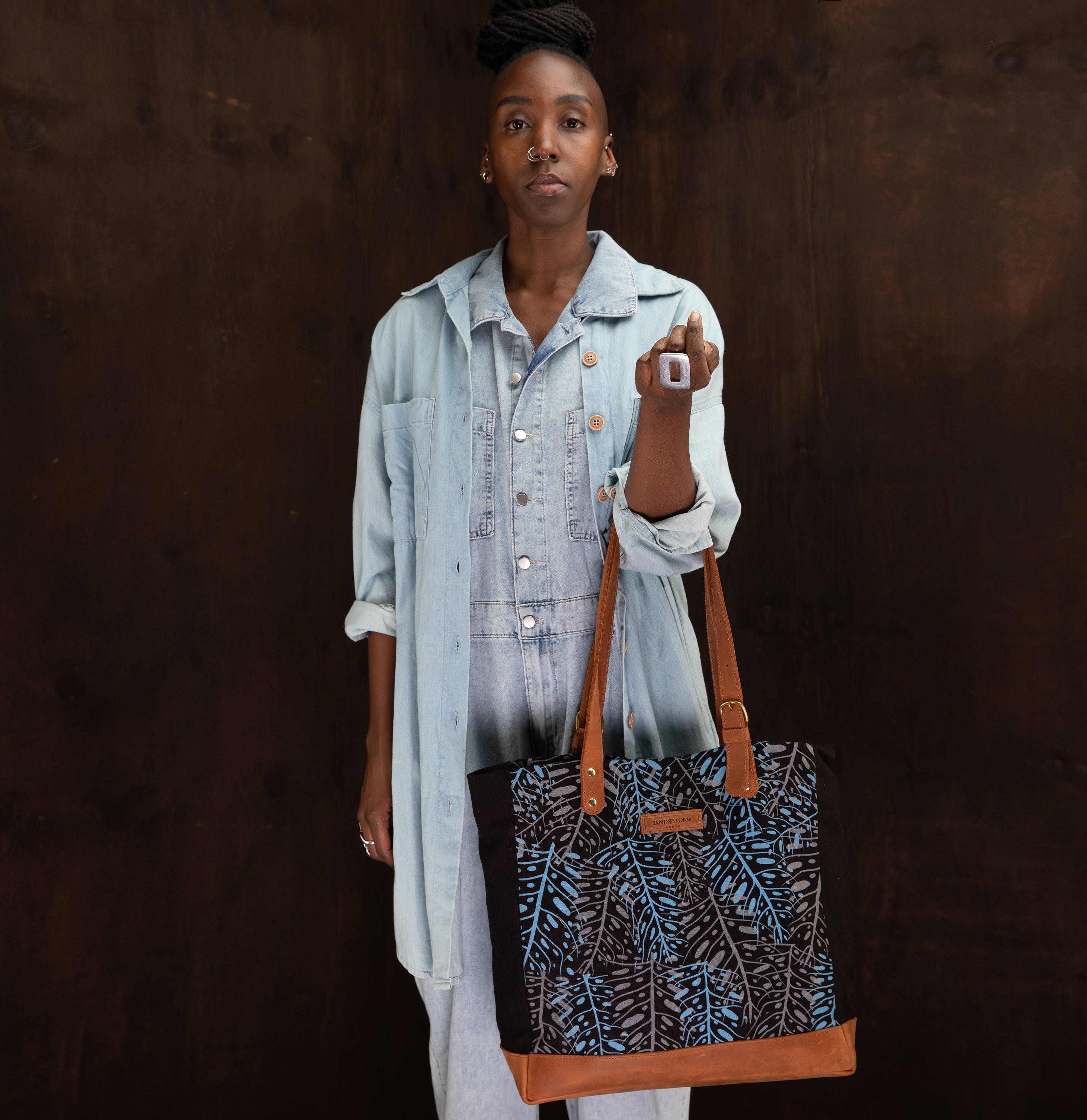 Kenyan kaftan selling and handbag/tote