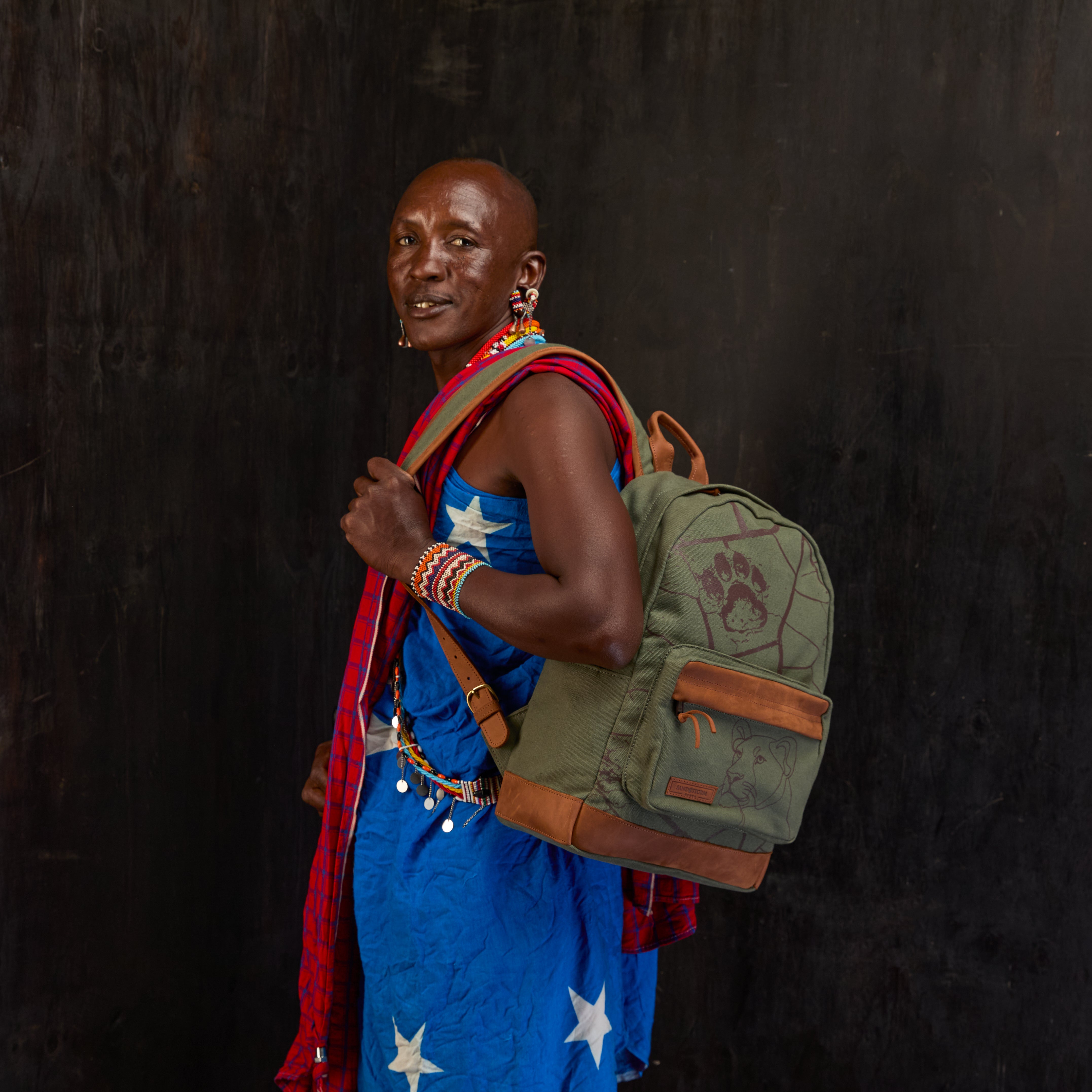 Canvas Hillary Backpack x Lion Guardian