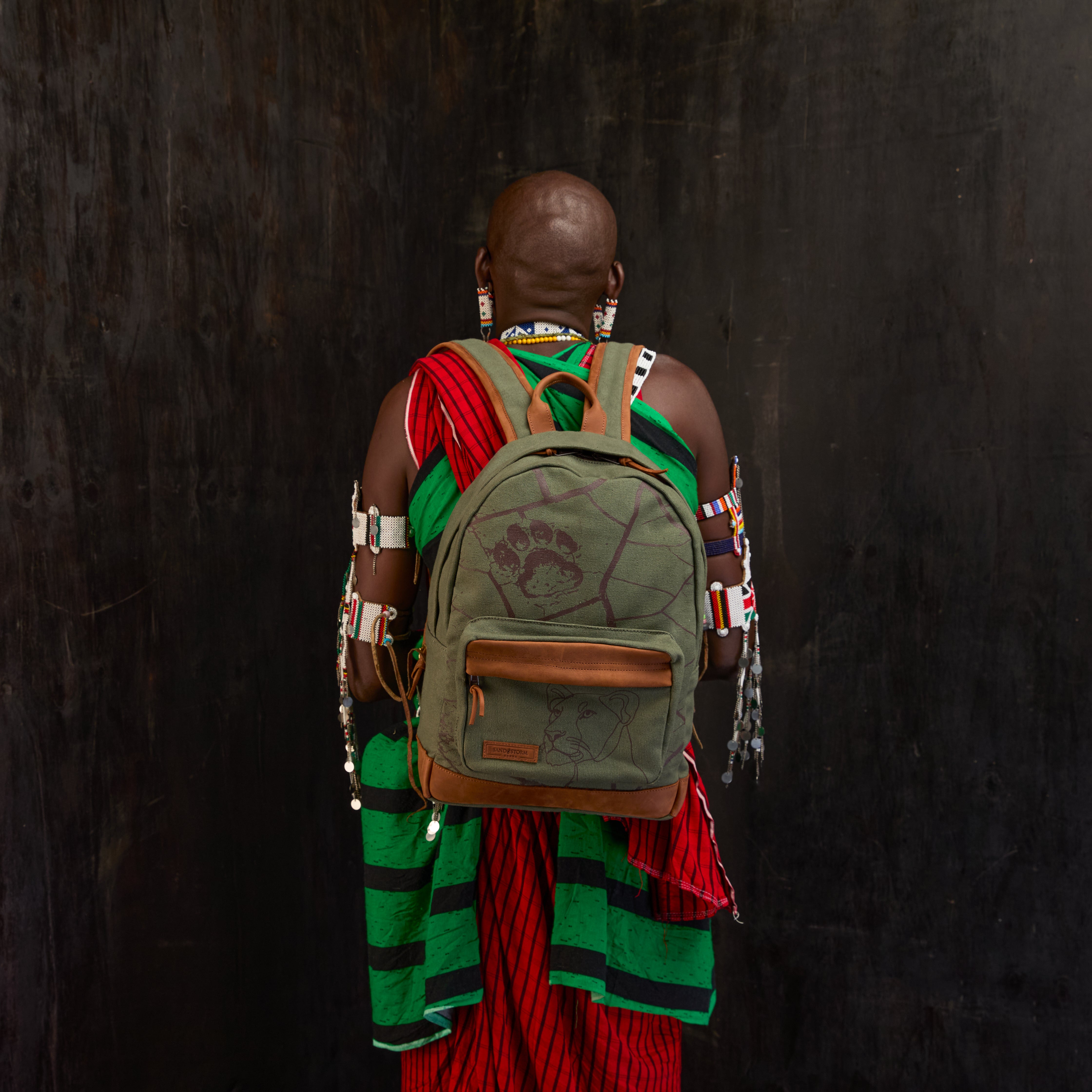 Canvas Hillary Backpack x Lion Guardian