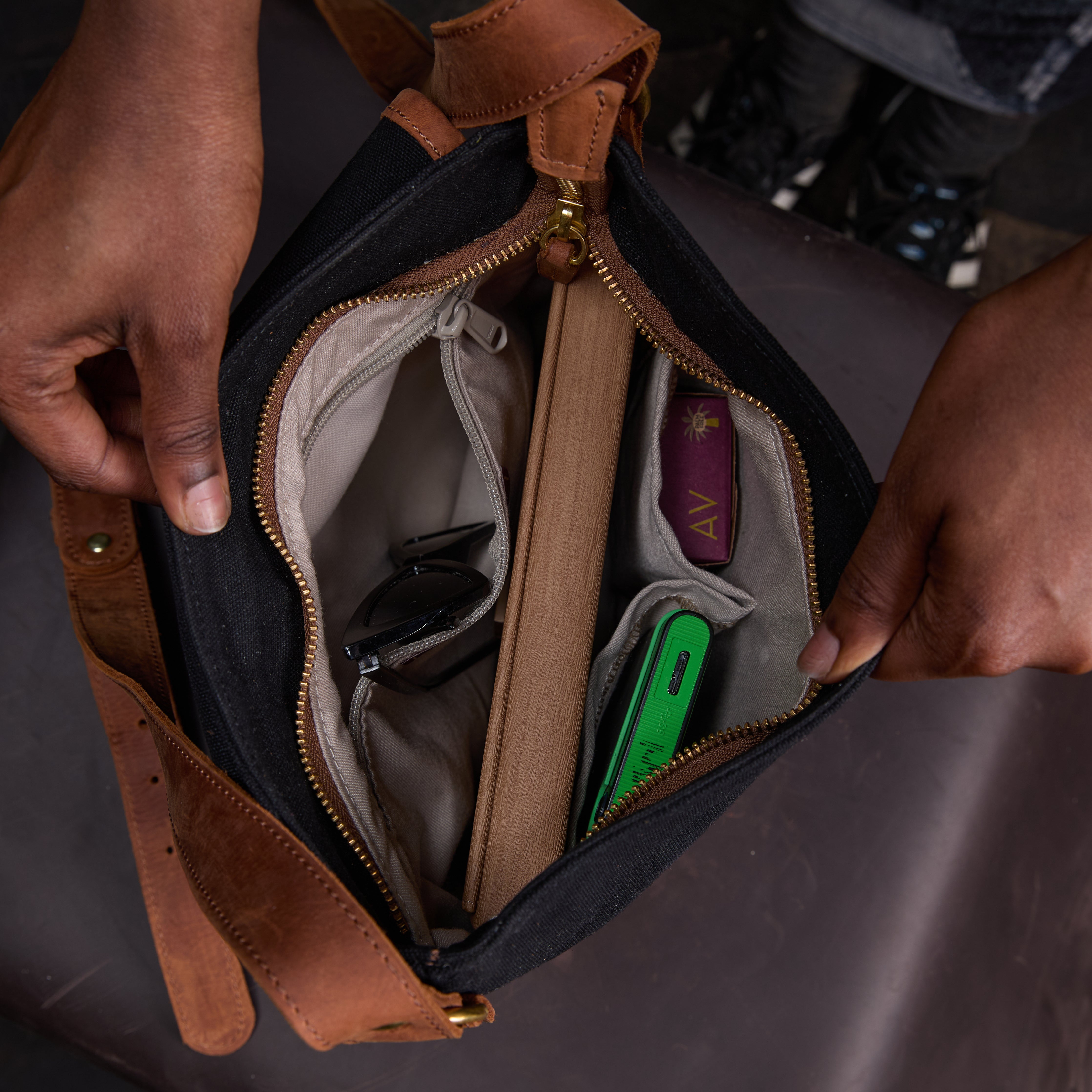 Canvas Millicent Crossbody