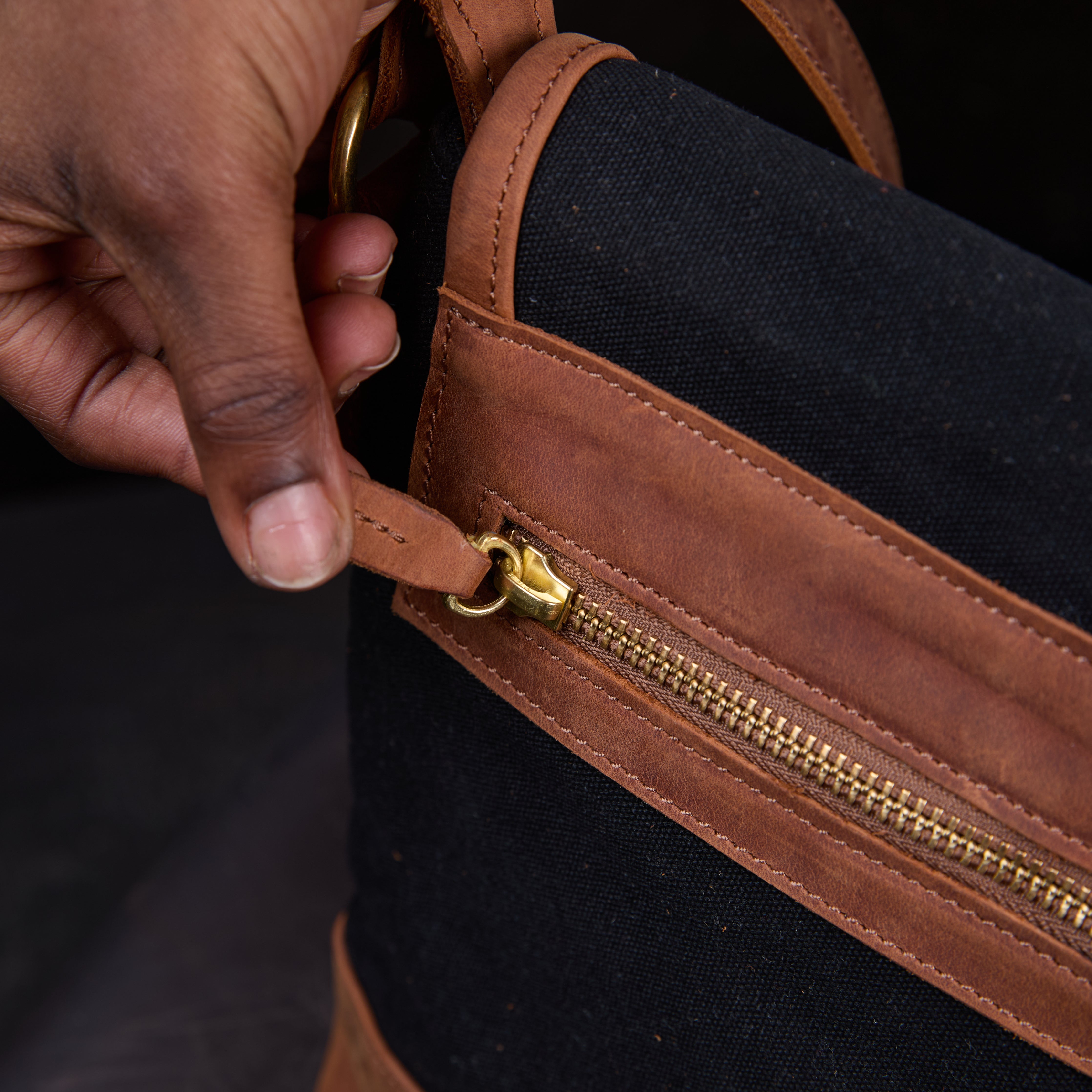 Canvas Millicent Crossbody