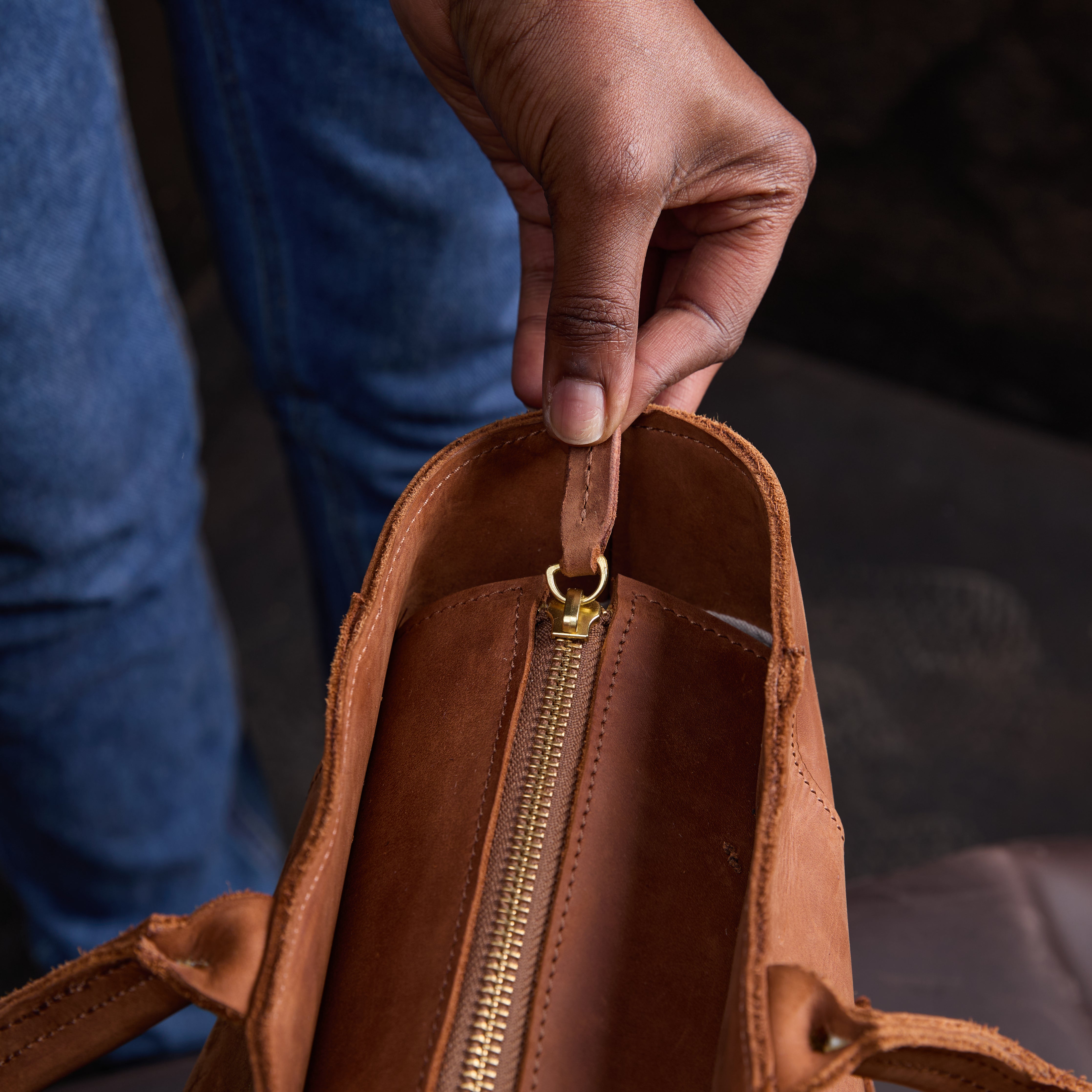 Pull-up Leather Jane Tote