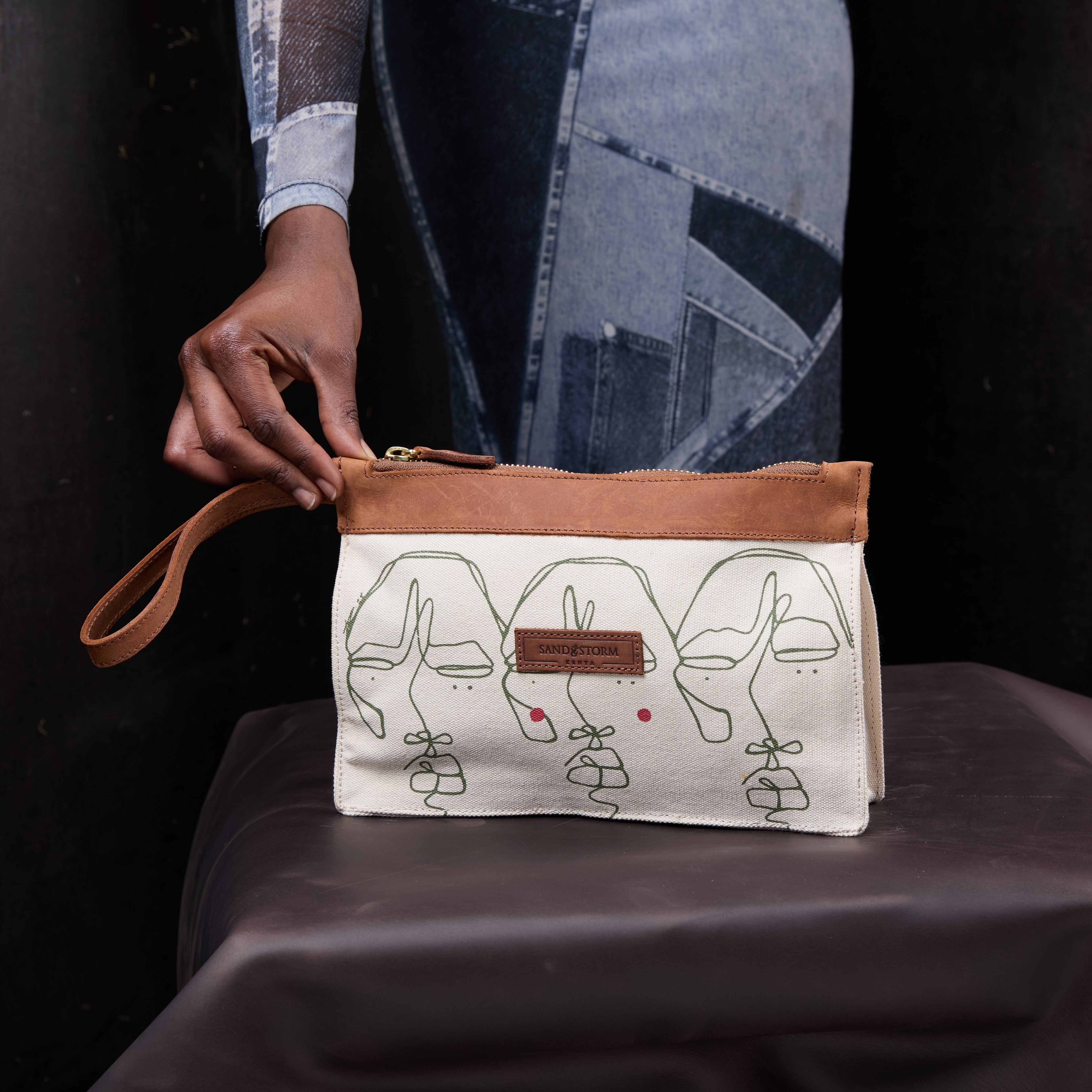 Canvas Agnes Pouch Sita Print x EndoSquared