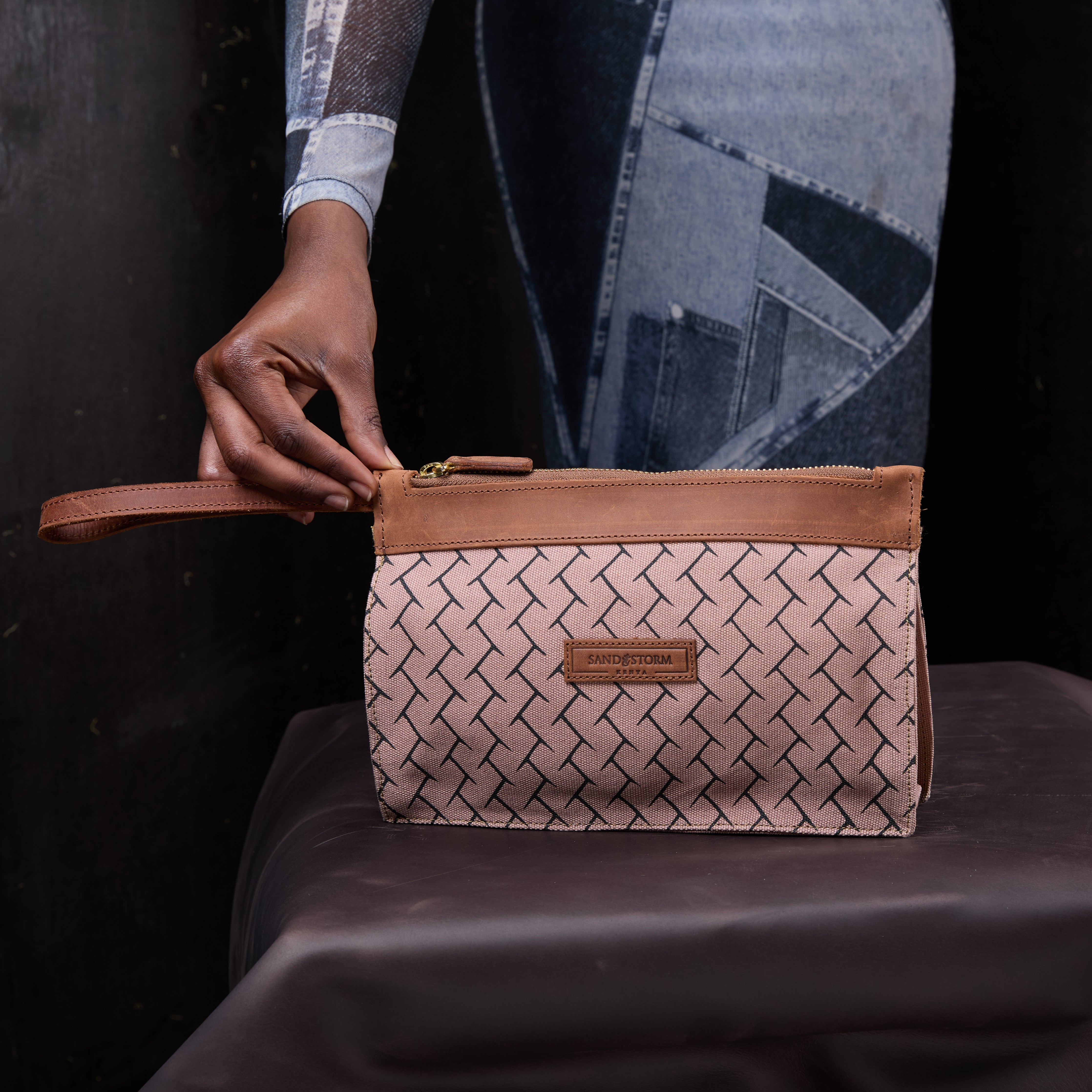 Canvas Agnes Woven Print Pouch