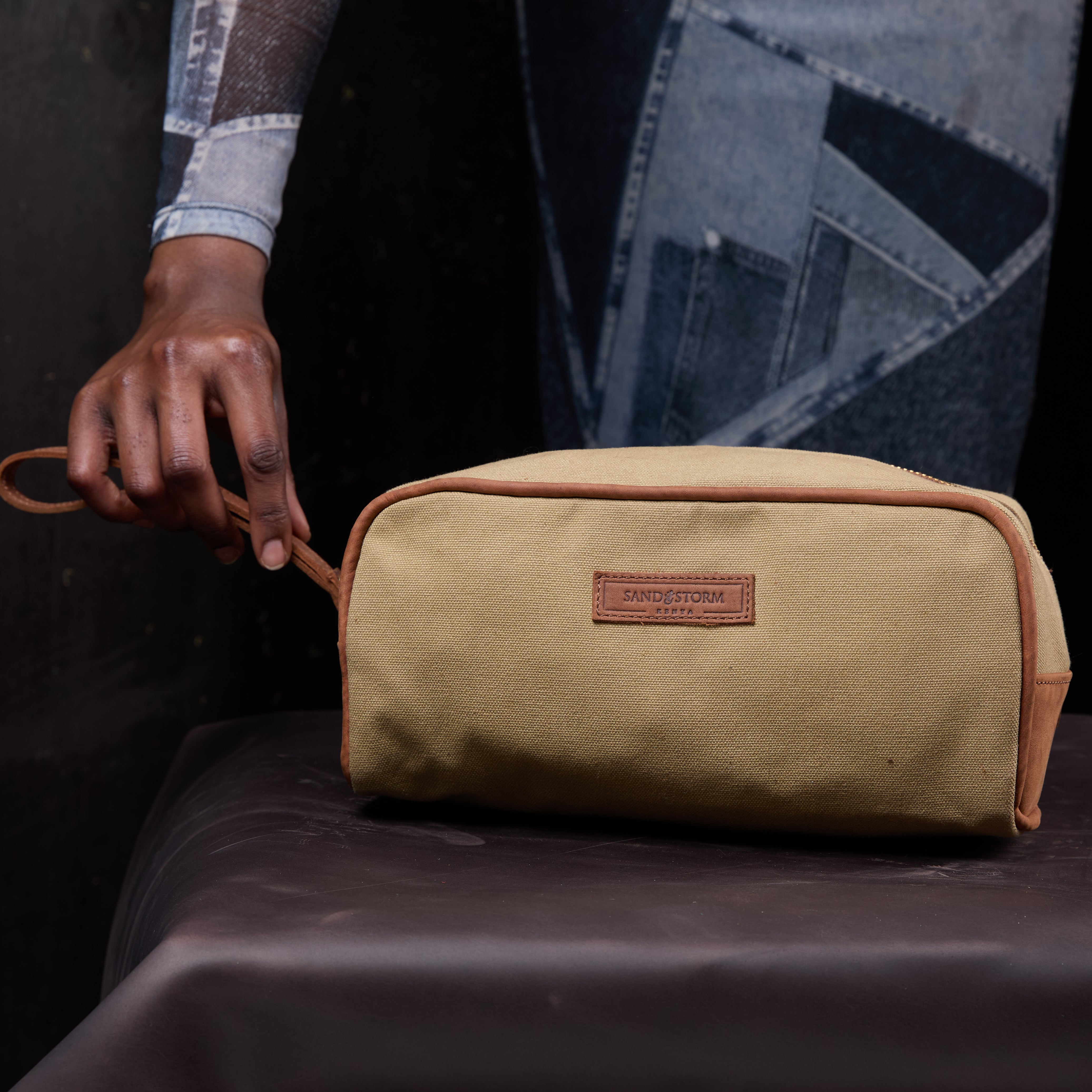 Canvas Weekend Washbag