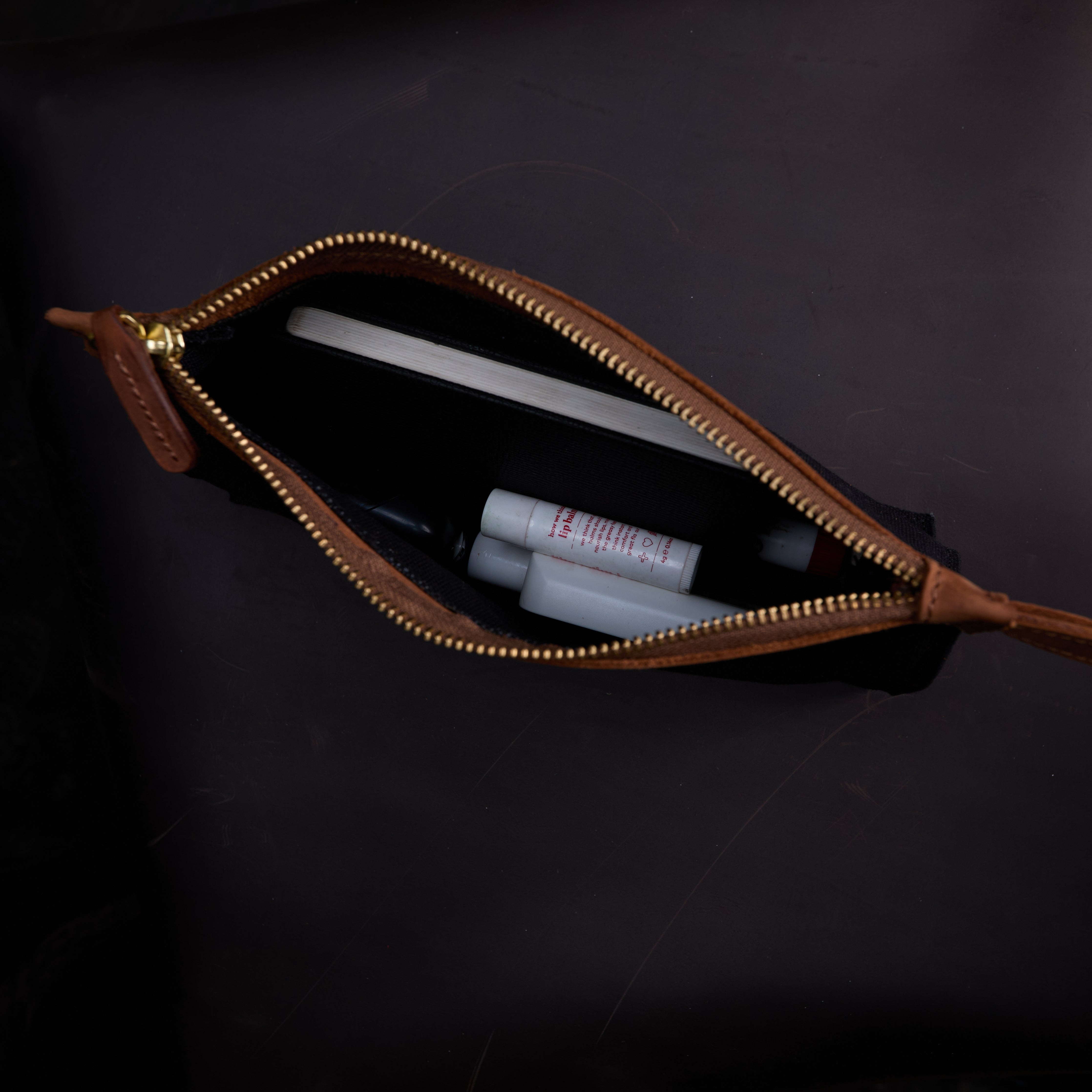 Canvas Agnes Pouch Intertwine Print x EndoSquared