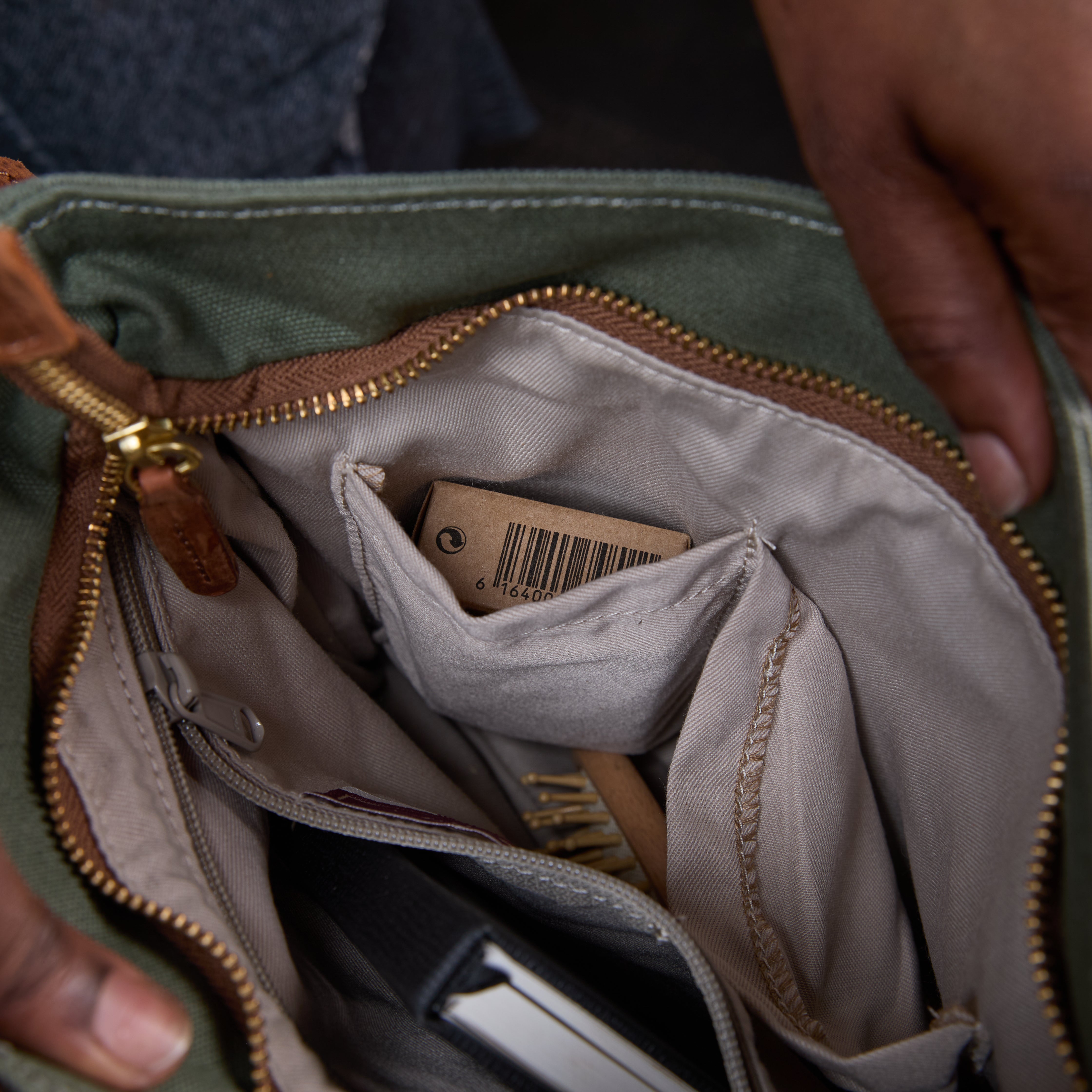 Canvas Millicent Crossbody