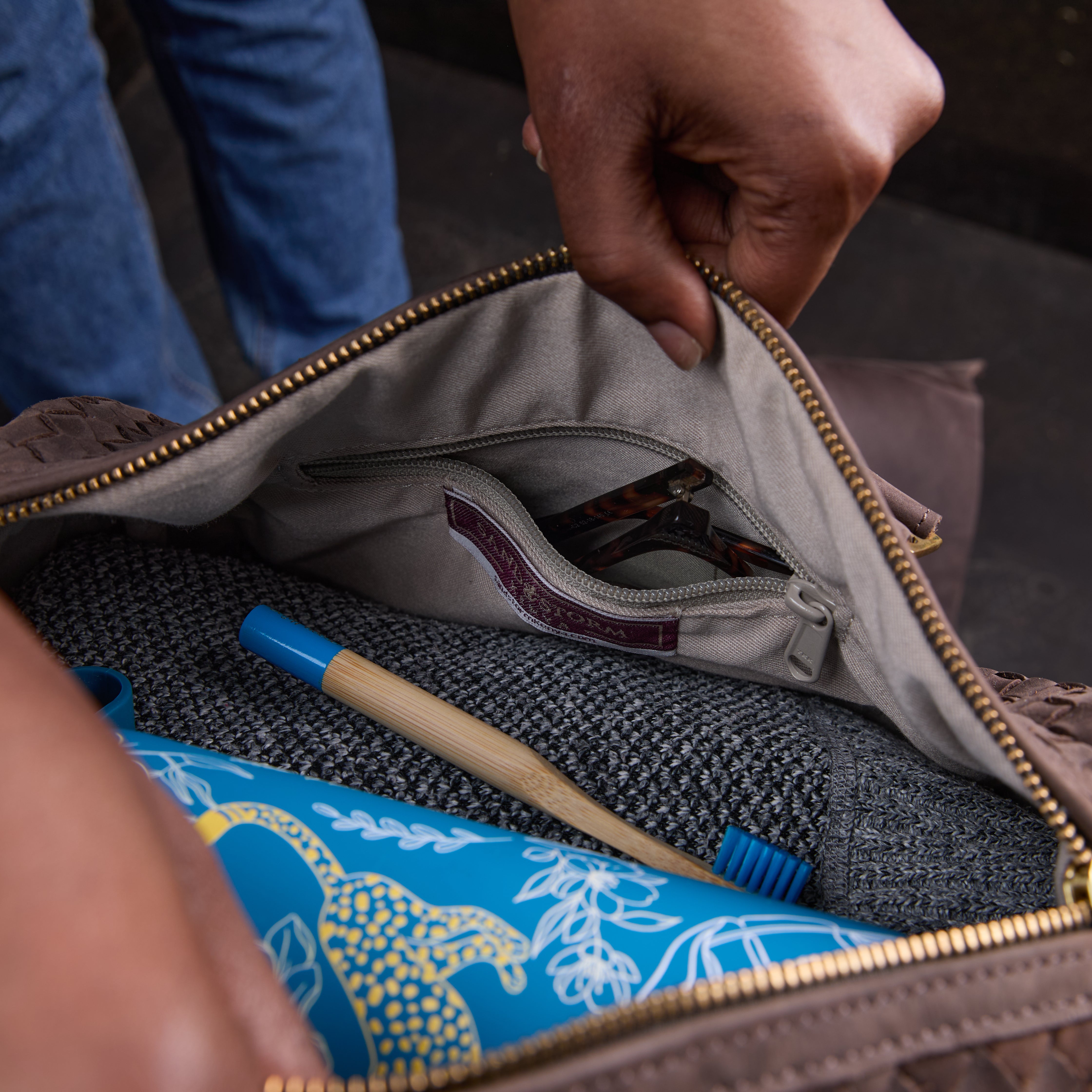 Pull-up Leather Virginia Bag Woven