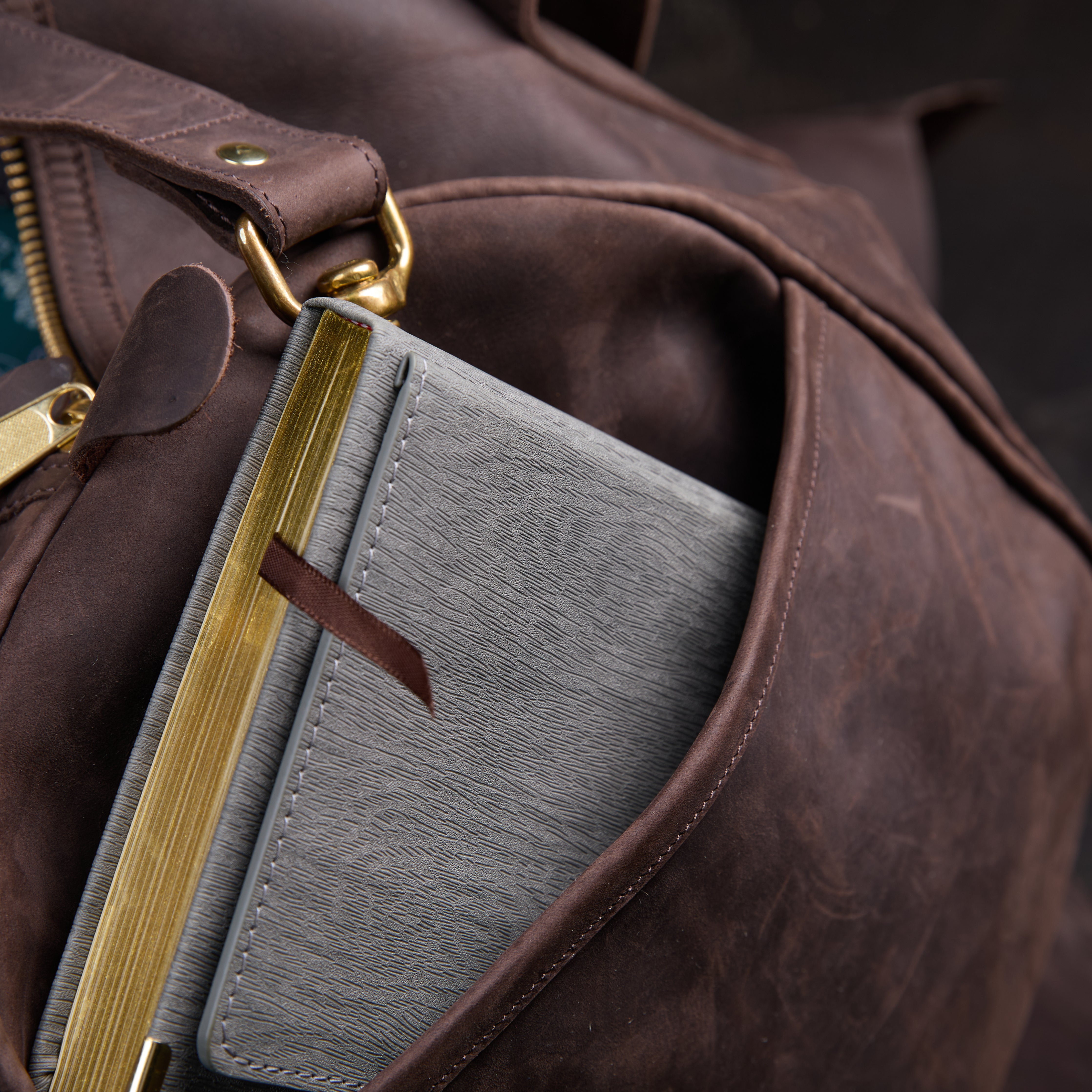 Pull-up Leather Explorer Duffle