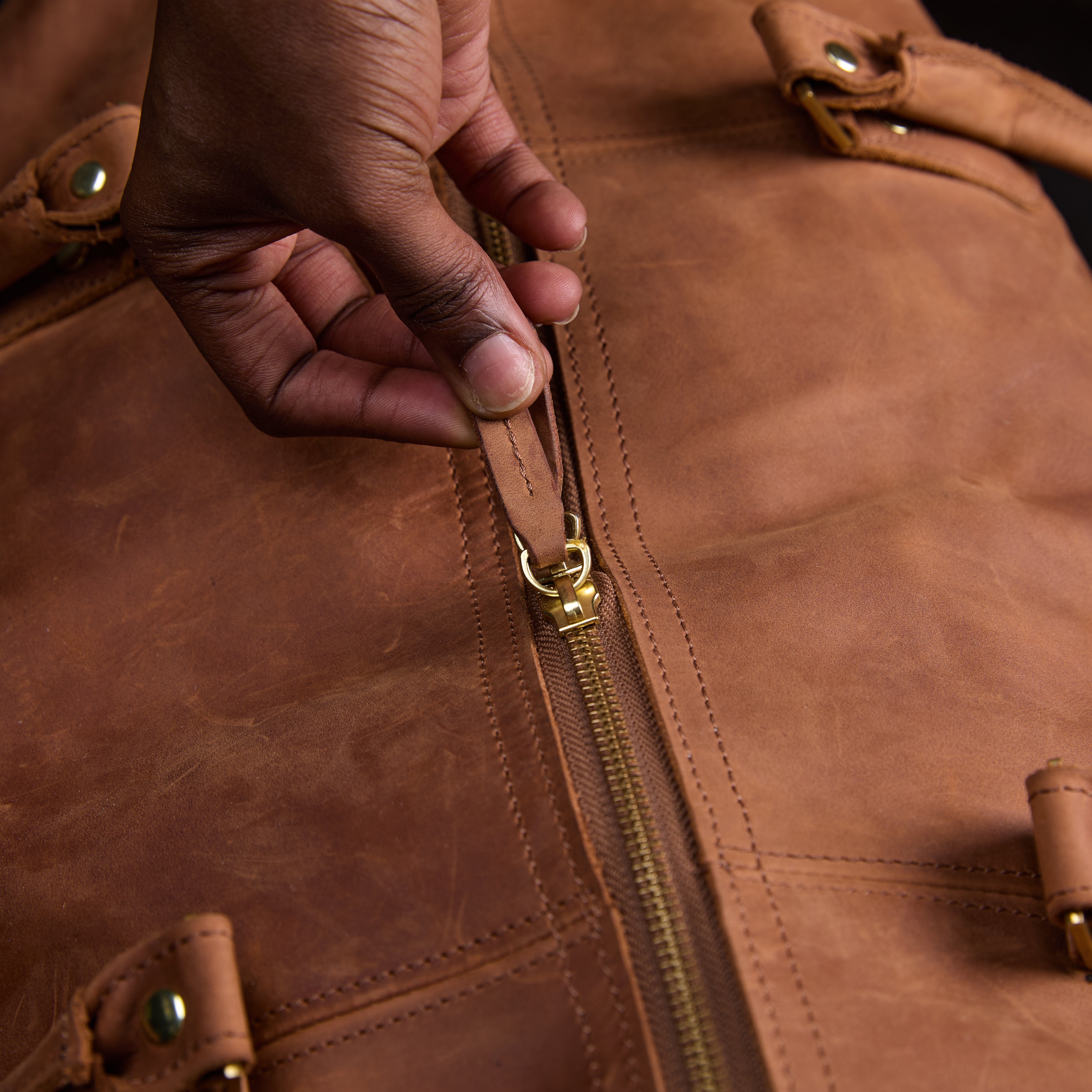 Pull-up Leather Judith Weekender