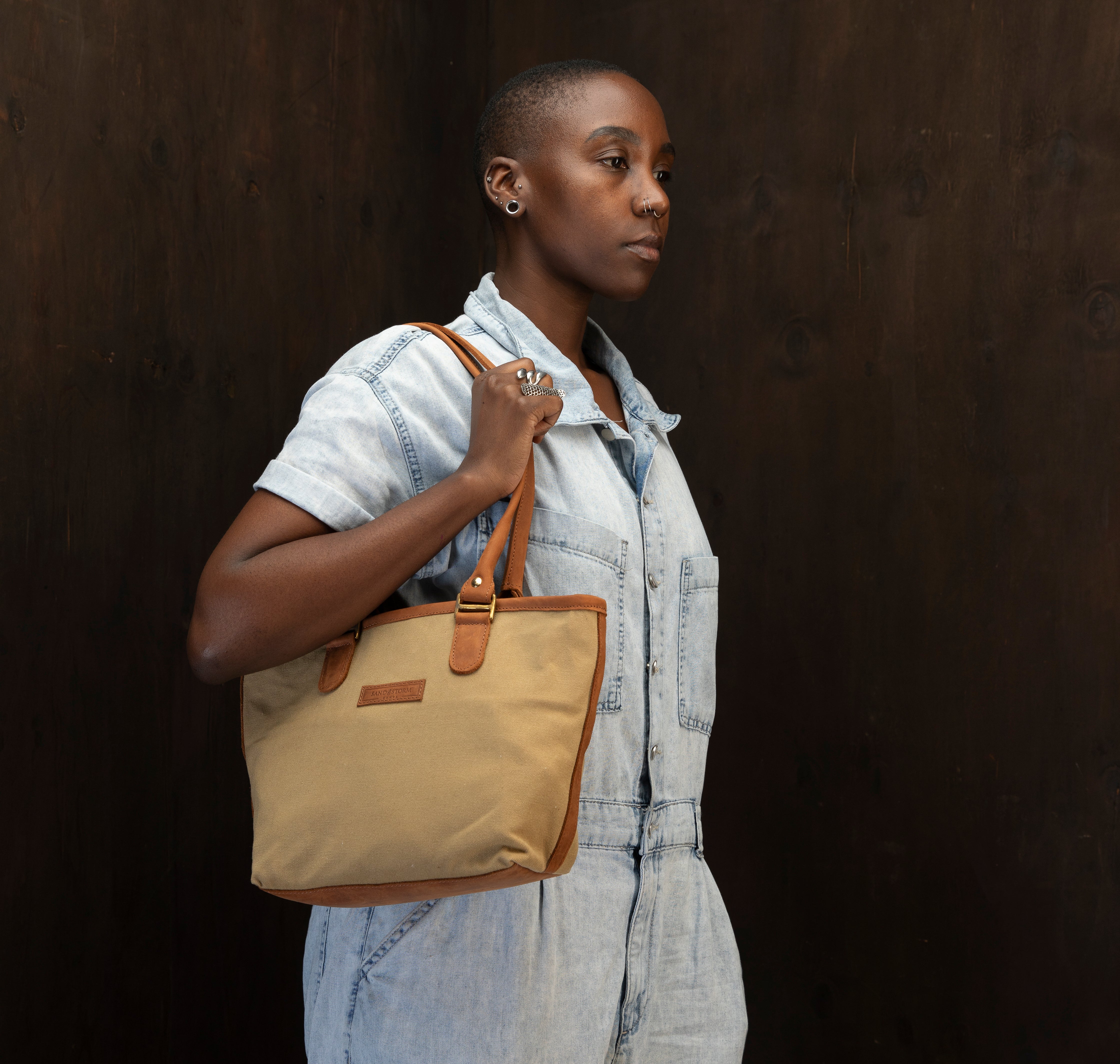 Lara messenger bag online